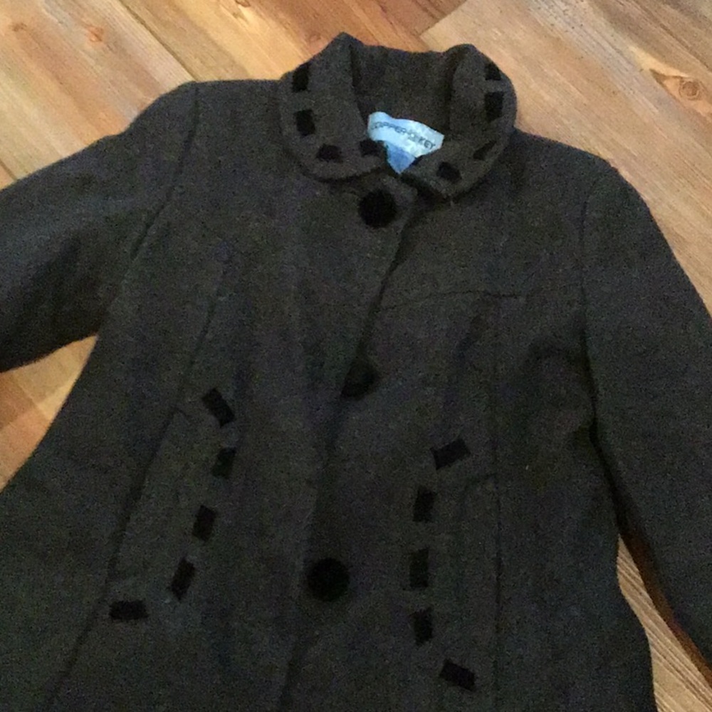 Gray and black girls winter pea coat 4/5 EUC